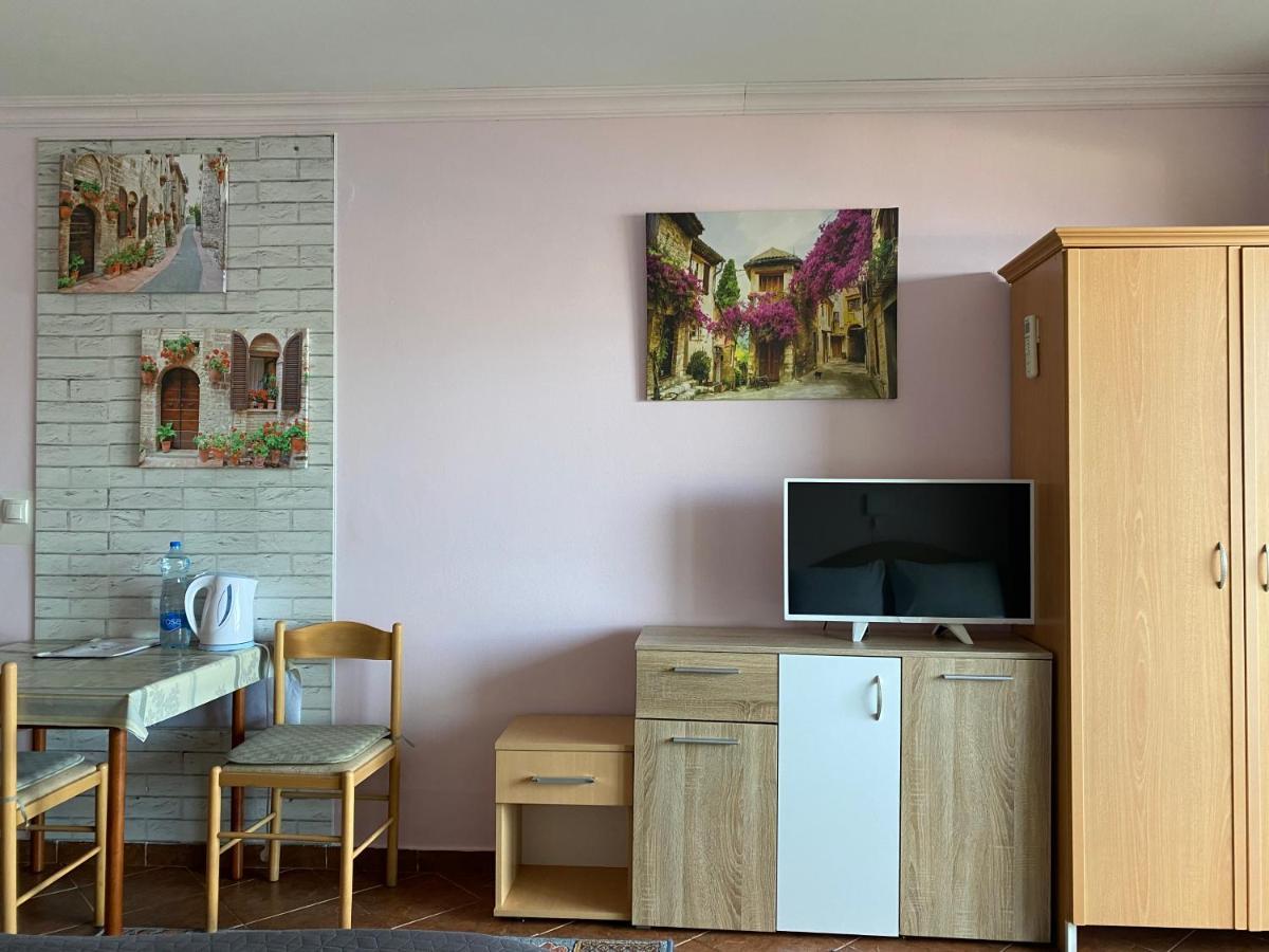 Apartments Albina Star Μπούντβα Εξωτερικό φωτογραφία