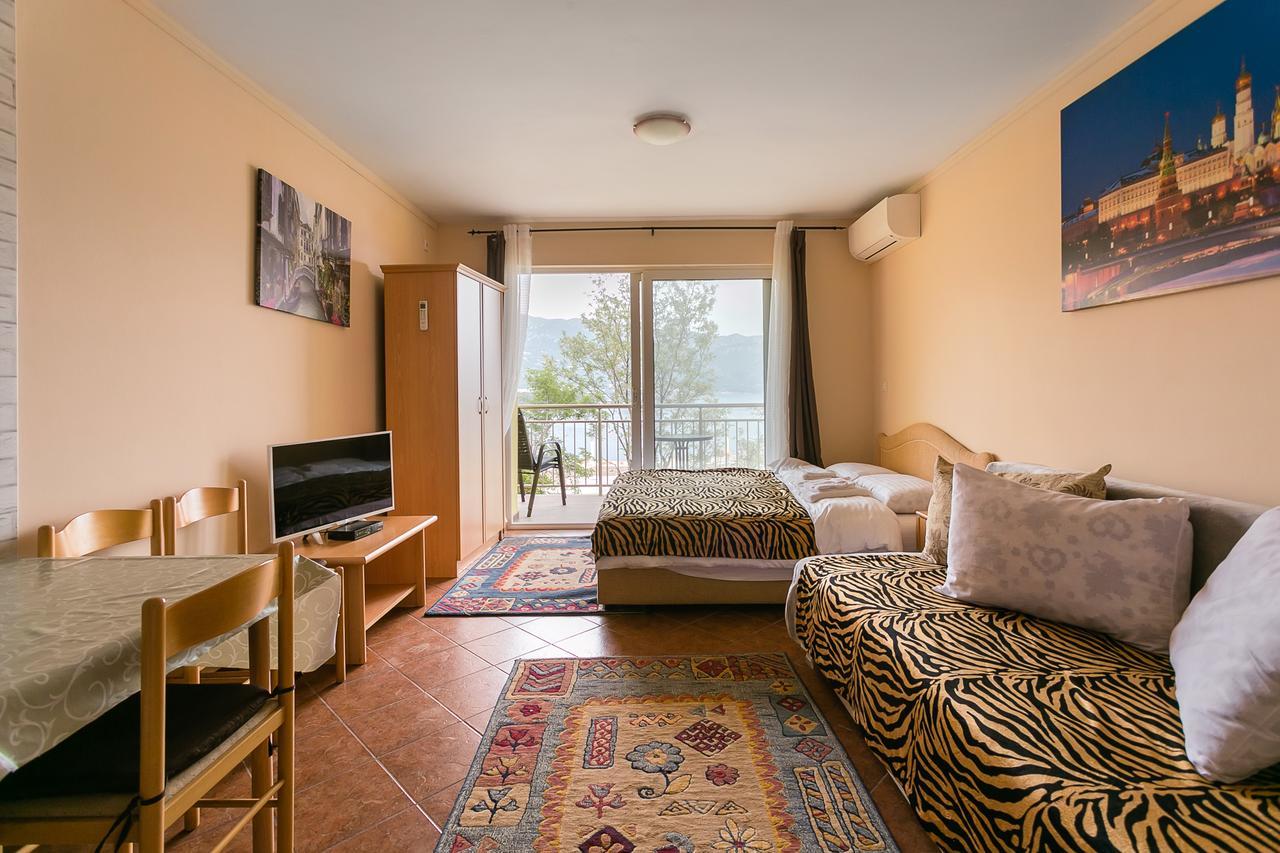 Apartments Albina Star Μπούντβα Εξωτερικό φωτογραφία